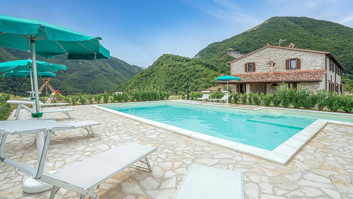 Apecchio House | Amazing home in Apecchio (PU)