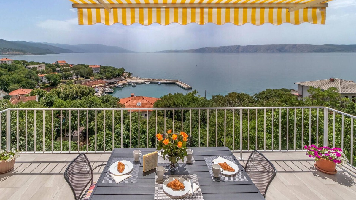 Povile House | Amazing home in Novi Vinodolski