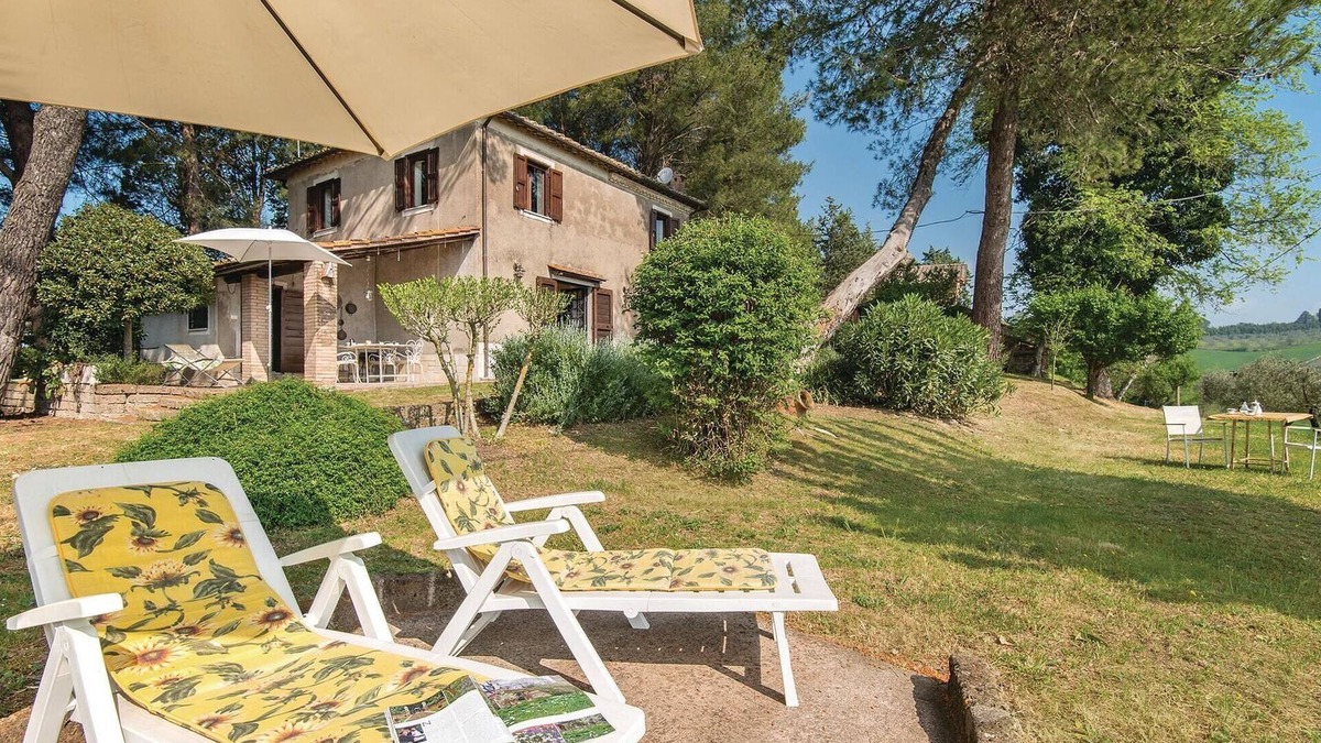 Collevecchio House | Amazing home in Collevecchio -RI-