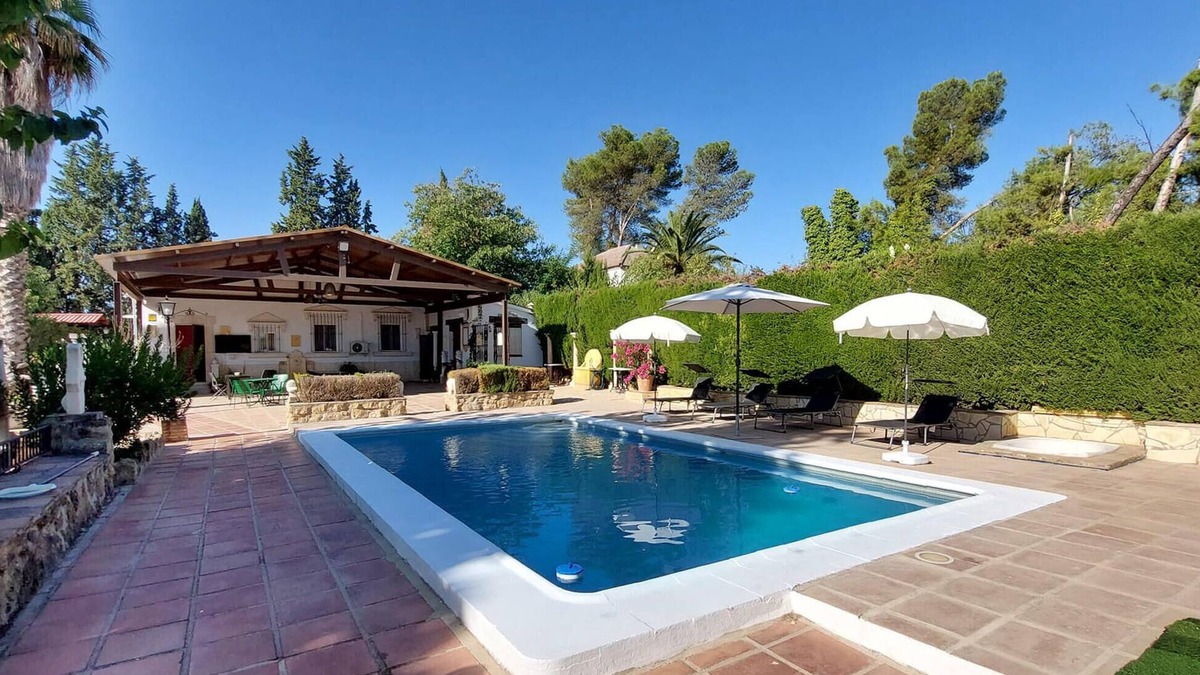 Montilla House | Amazing home in Montilla with WiFi