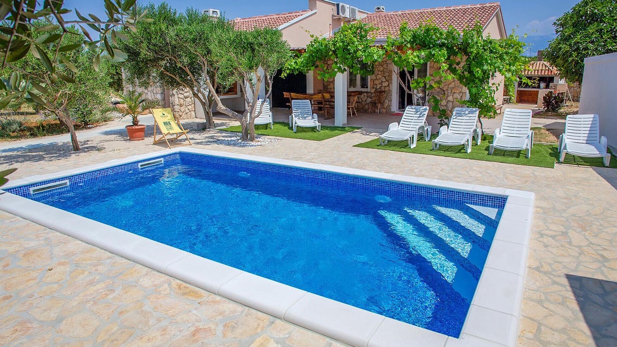 Potocnica House | Amazing home in Novalja