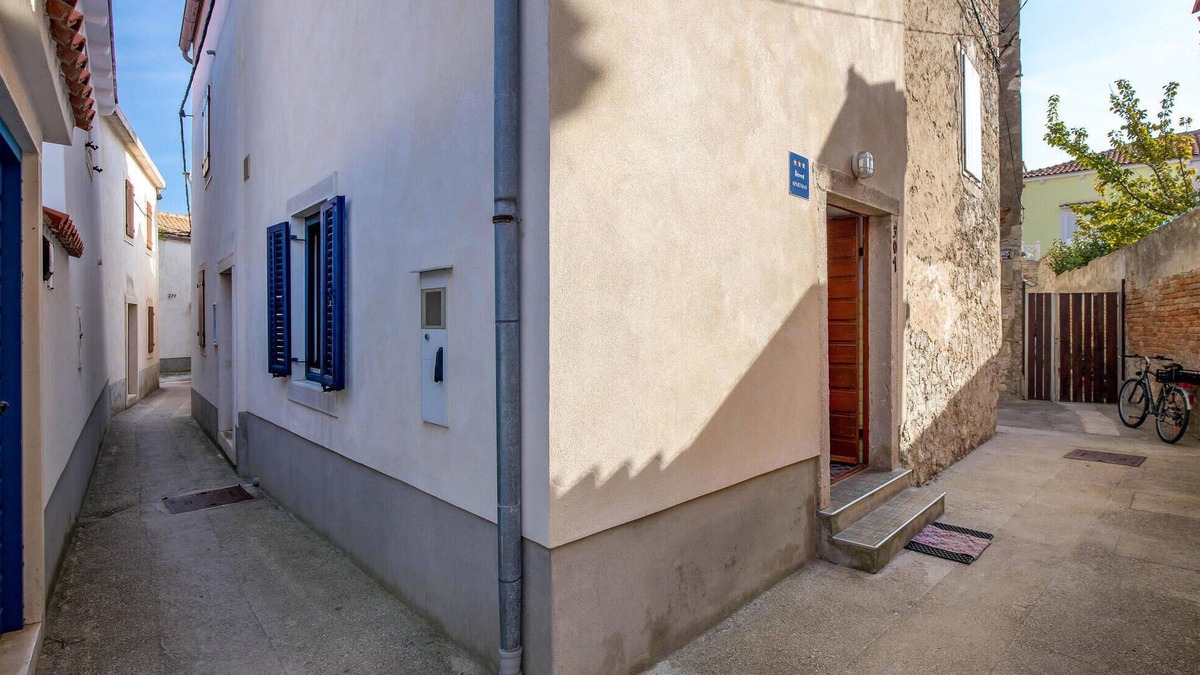 Susak House | Amazing home in Susak