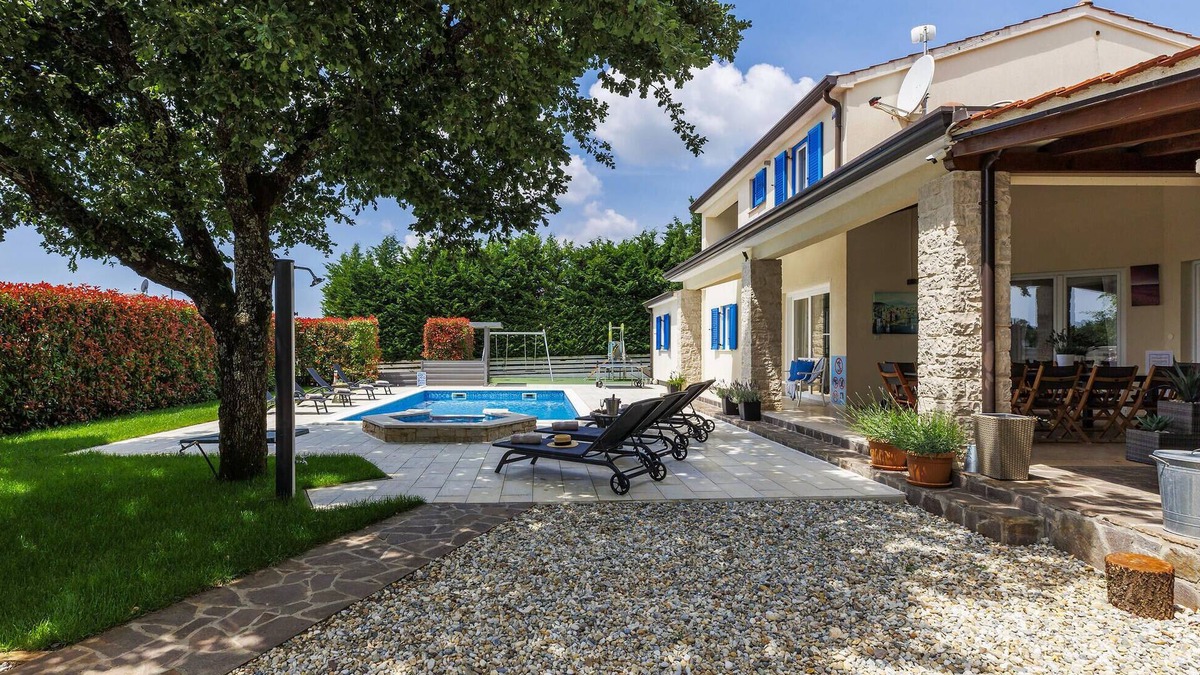 Muzini House | Amazing home in Zminj with sauna