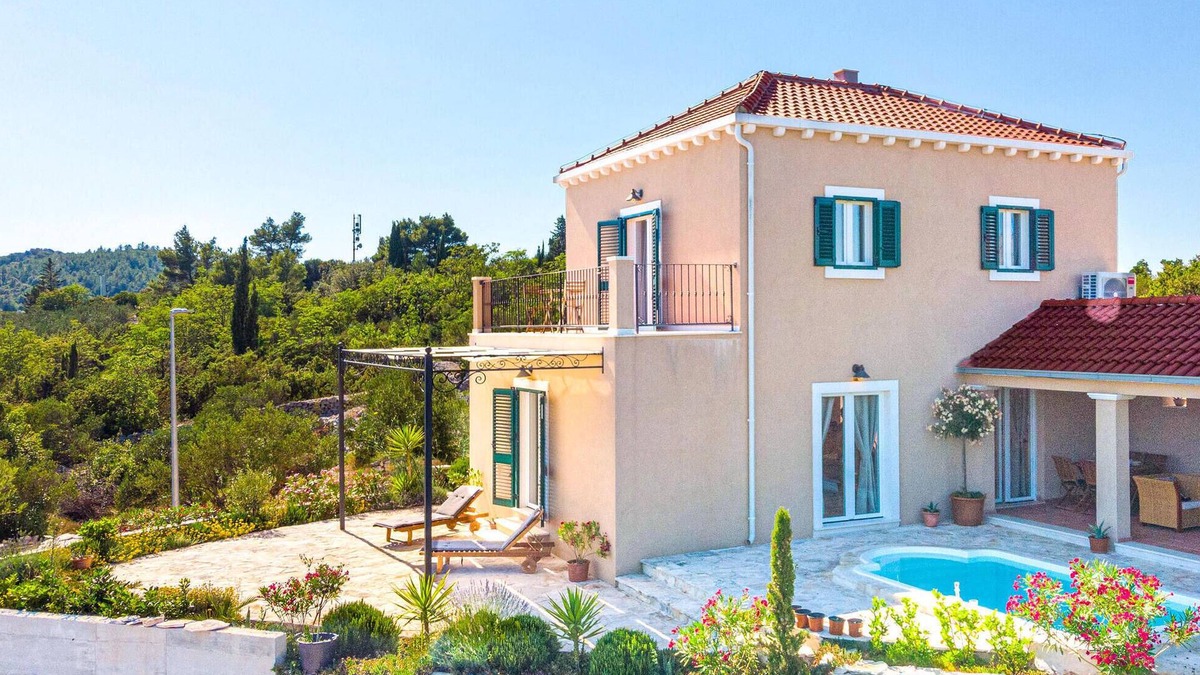 Zrnovo House | Amazing home in Zrnovo