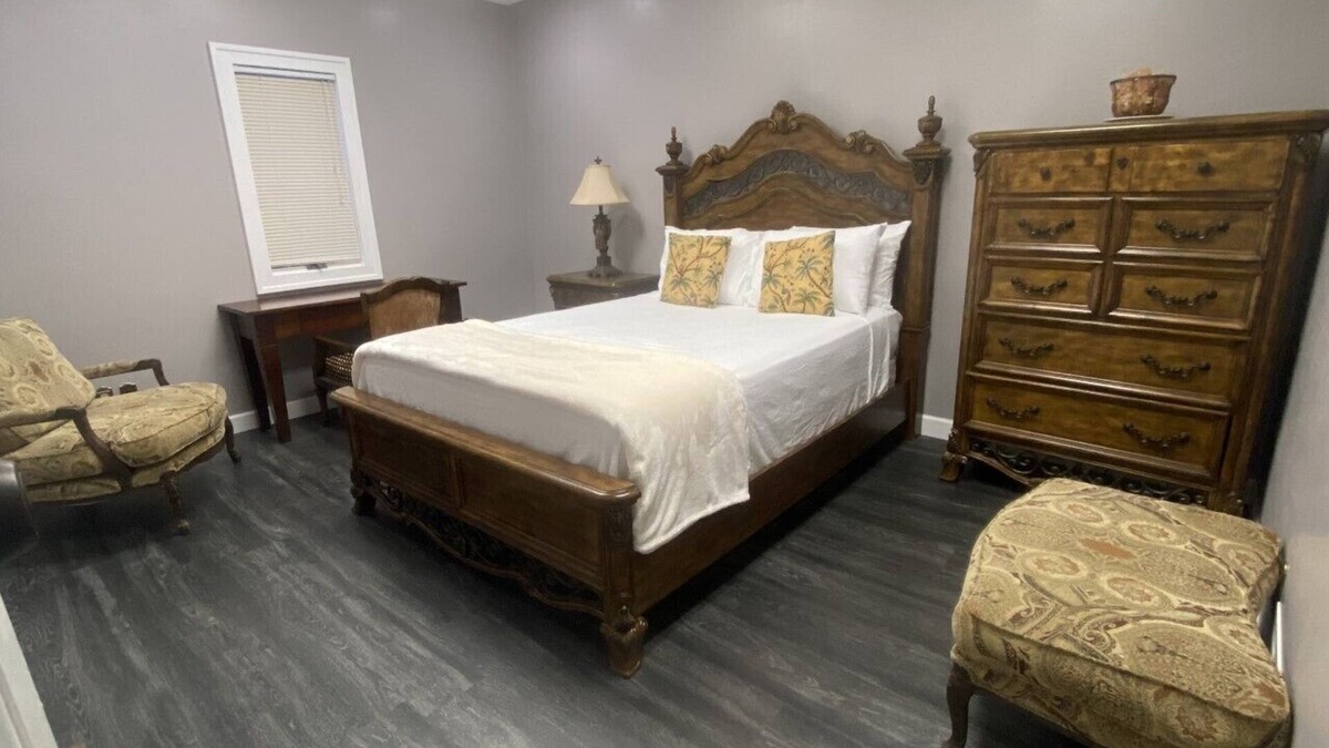 Willmar House | AMAZING & HUGE 3 BEDROOMS-SAVE COST