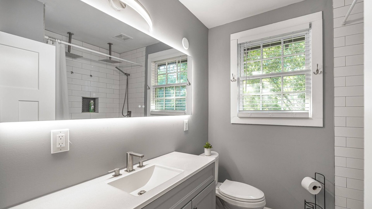 Wesley Heights House | Amazing & Luxury Wesley Heights Home