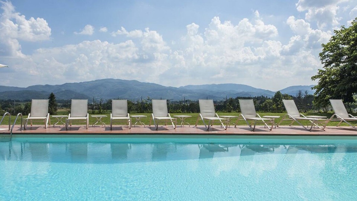 Gattaia Villa | Amazing Medicea Tuscan Villa with p/pool up to 31 guest and large groups