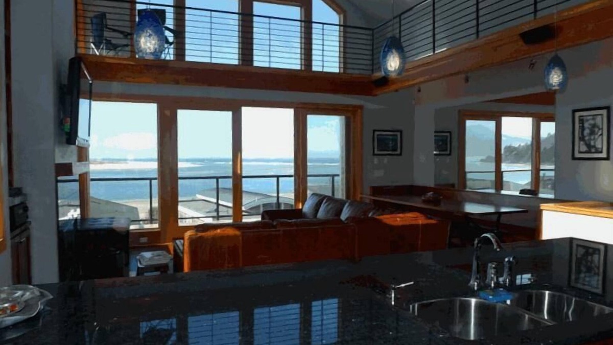 Happy Camp Hideaway House | AMAZING OCEAN VIEW LUXURY Beach Home !The Skyscraper! Netarts