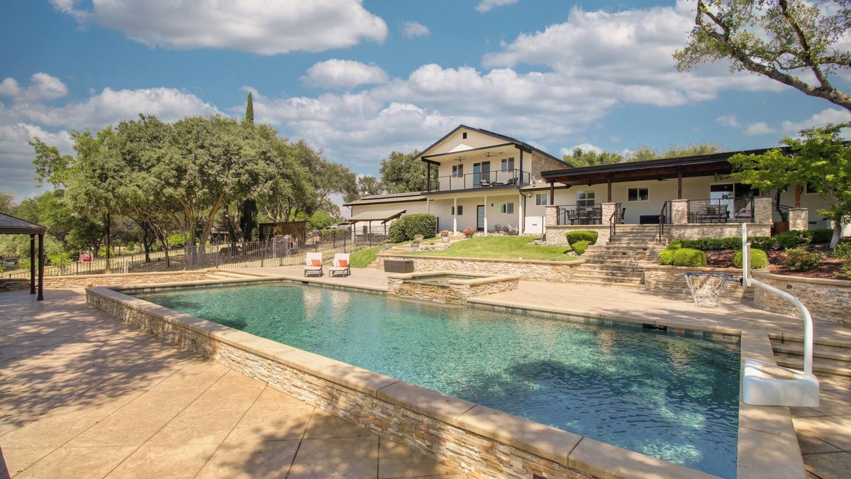 Loomis House | Amazing Pool, Game room and home theatre, near Sacramento, close to Folsom Lake