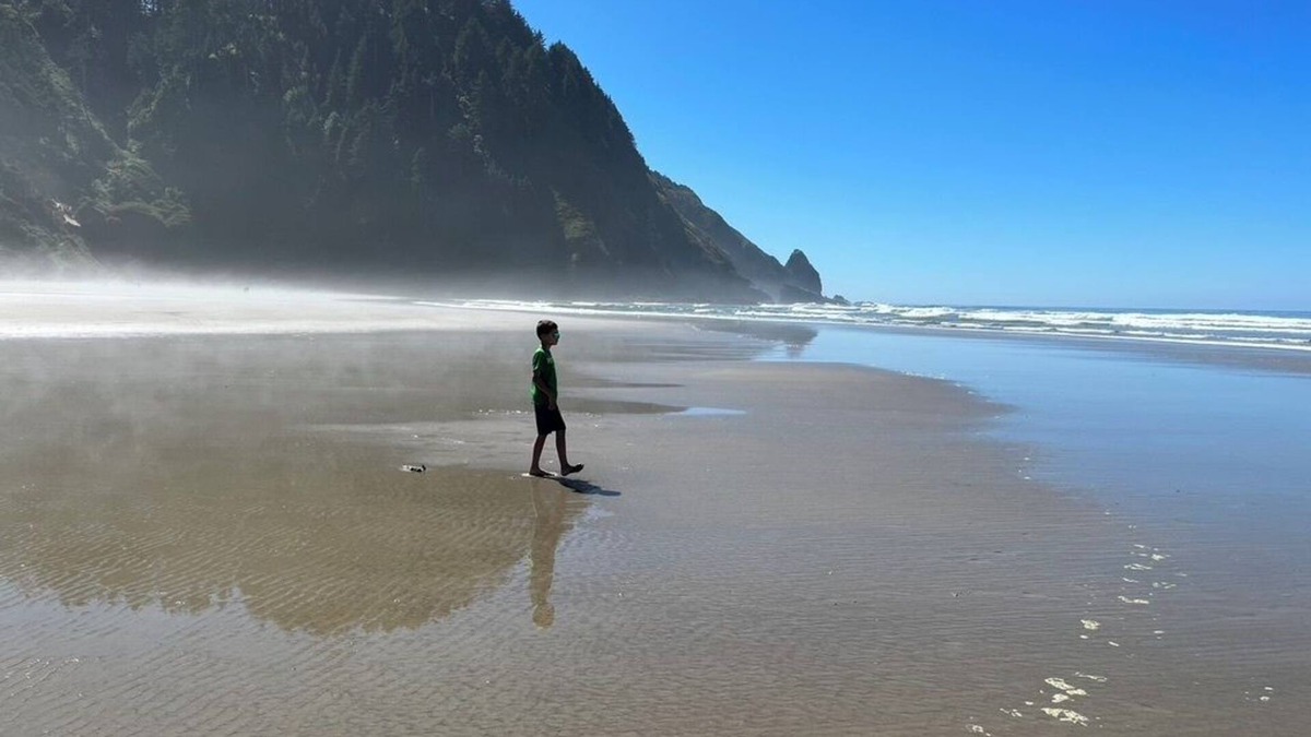 Mapleton House | Amazing riverfront property on the Siuslaw!