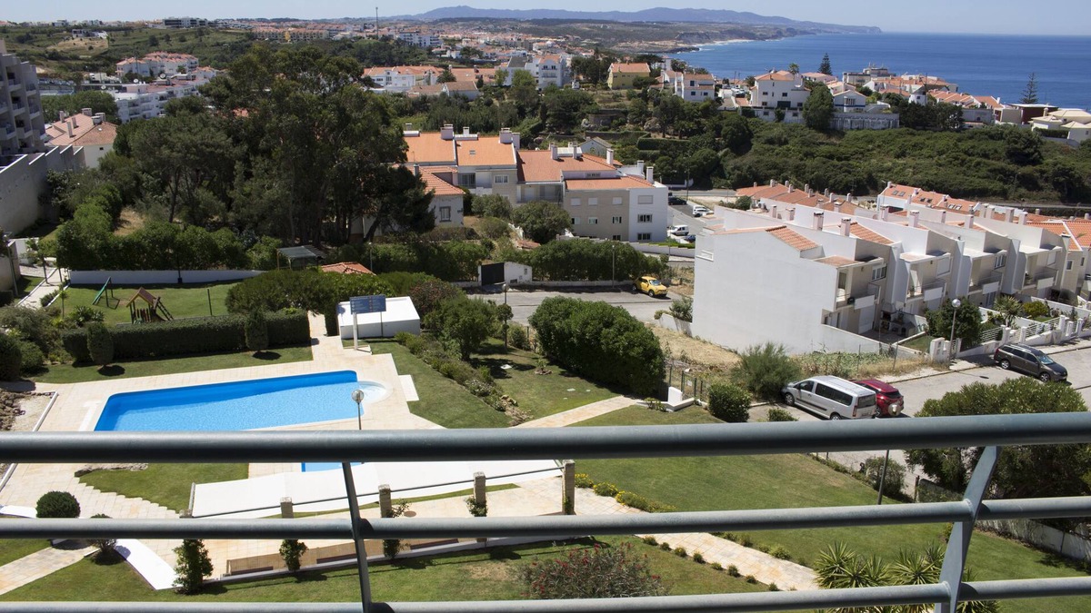 Ericeira Apartment | amazing sea view with pool, 5 min from center and beach