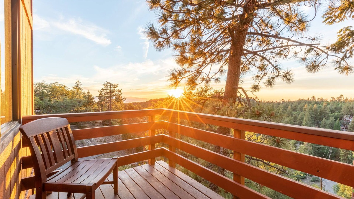 Green Valley Lake Cabin | Amazing sunset views over Green Valley Lake, BBQ, Firepit, Hikes!