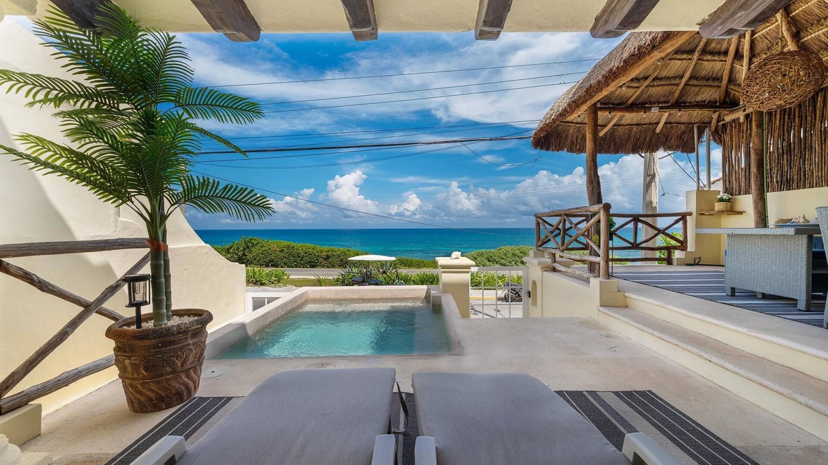 La Gloria House | Amazing Views 3 BR Ocean Front w/Pool.