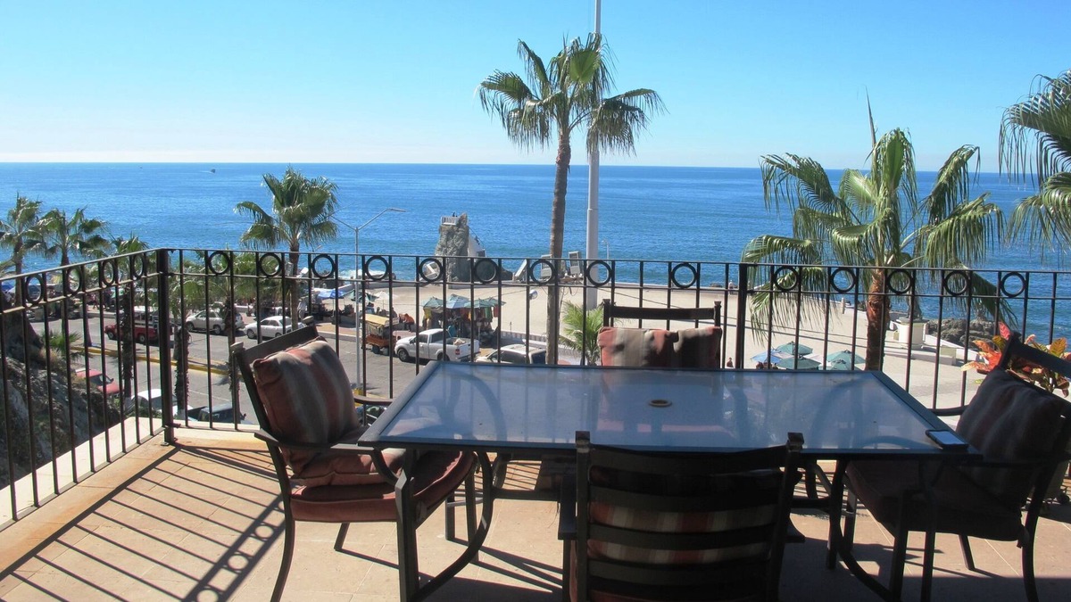 Balcones de Loma Linda Condo | AMAZING VIEWS! Centro Historico Ocean View 2 bed / 2 bath 1800 sq. ft.