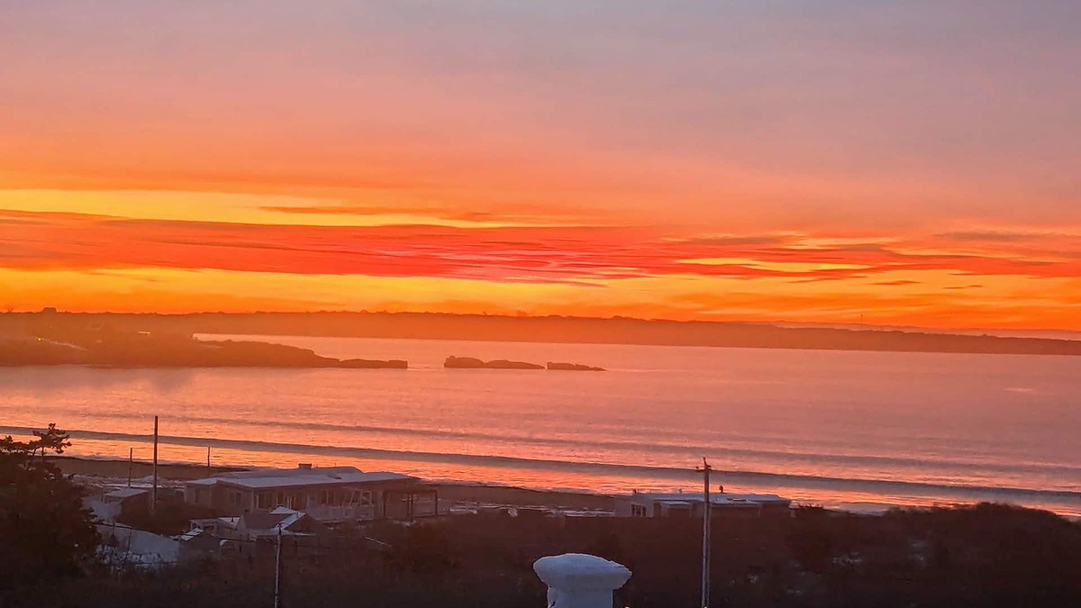 Bonnet Shores House | Amazing views, total renovation. Available Labor Day and fall weekends.