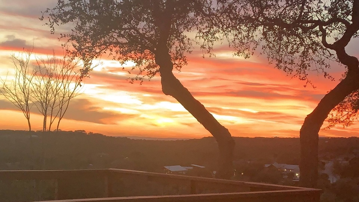 Dripping Springs House | Amazing Views and Reviews! Perfect for all Ages!