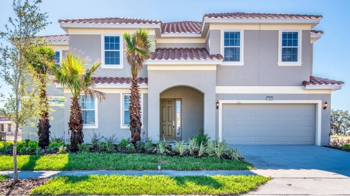 Loughman House | Amazingly spacious home, heated pool and spa, 15 minutes from Walt Disney World