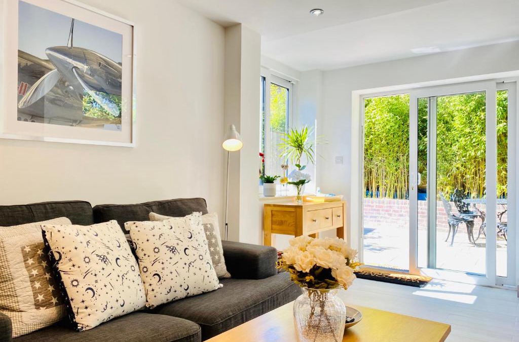 Hickstead House | Amber Lodge Hickstead-B