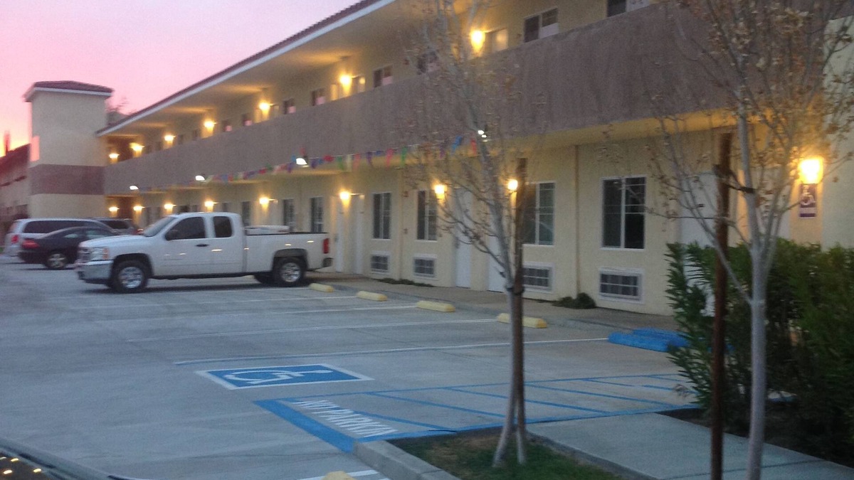 Ridgecrest Hotel | America Inn & Suites