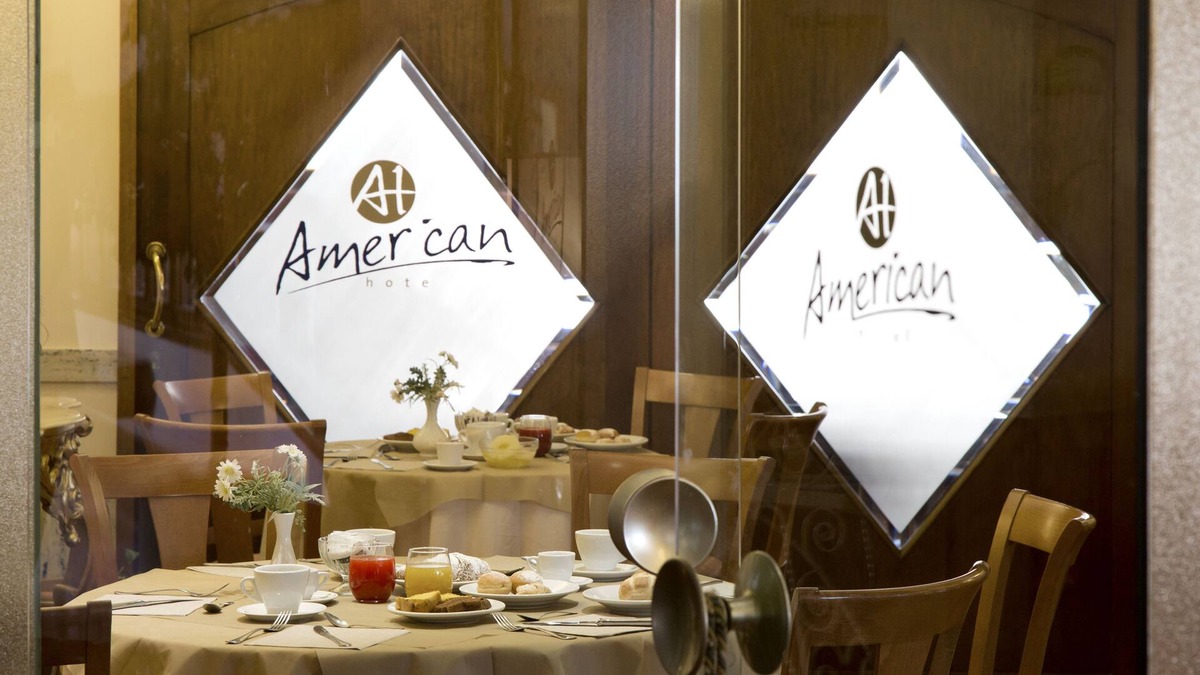 Pozzuoli Hotel | American Hotel