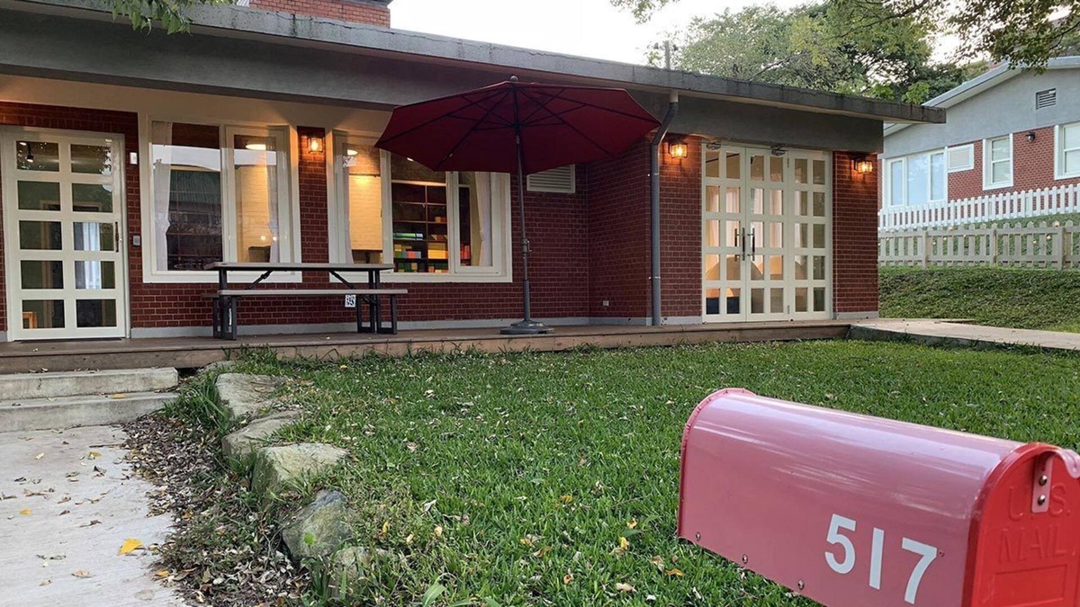 Shilin Apartment | American Village Resort