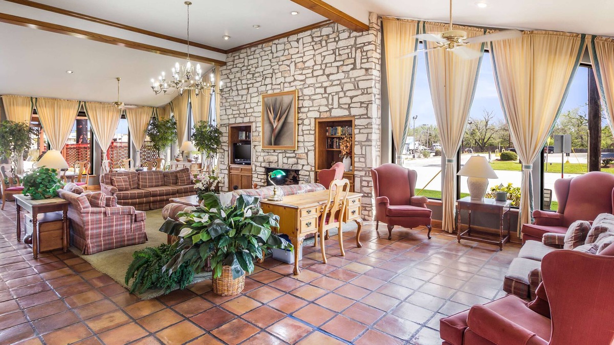 Columbus Hotel | Americas Best Value Inn Columbus, TX
