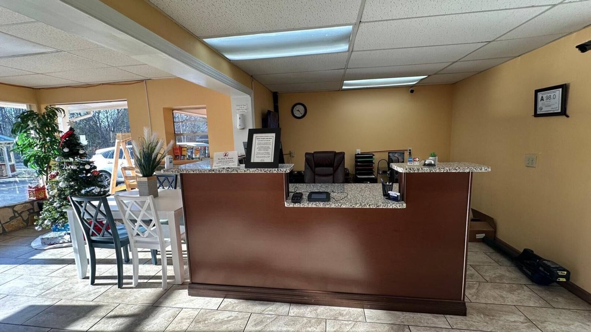 Franklin Hotel | Americas Best Value Inn Franklin