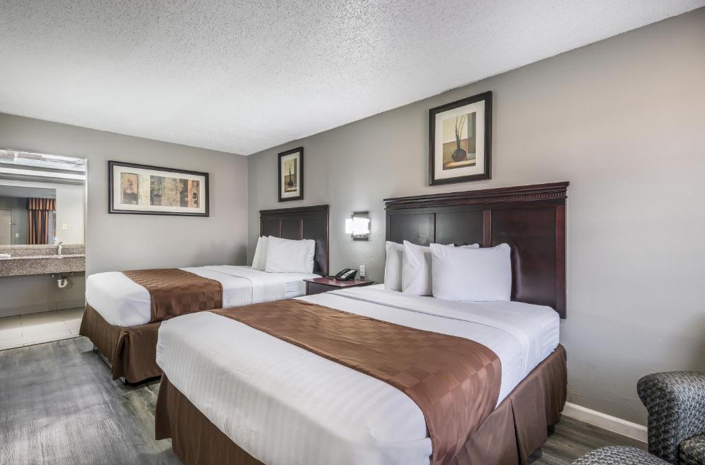 Caddo Valley Hotel | Americas Best Value Inn Arkadelphia