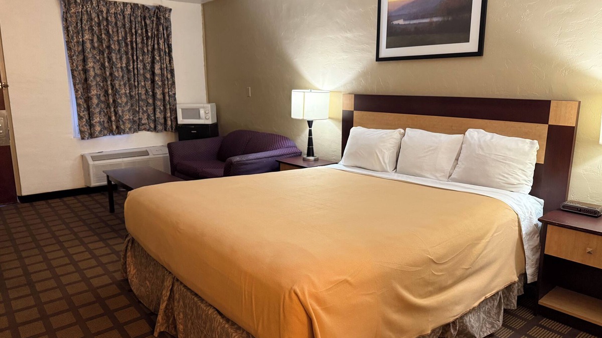 Wendover Hotel | Americas Best Value Inn Wendover
