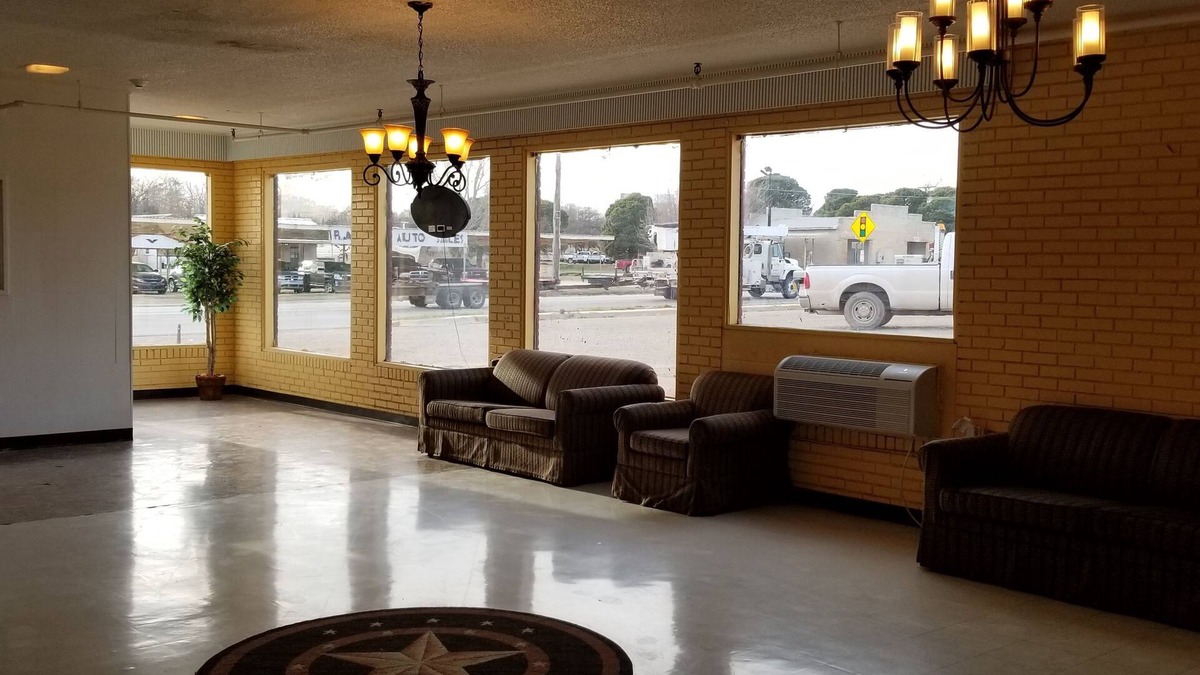 Sweetwater Hotel | Americas Premier Inn