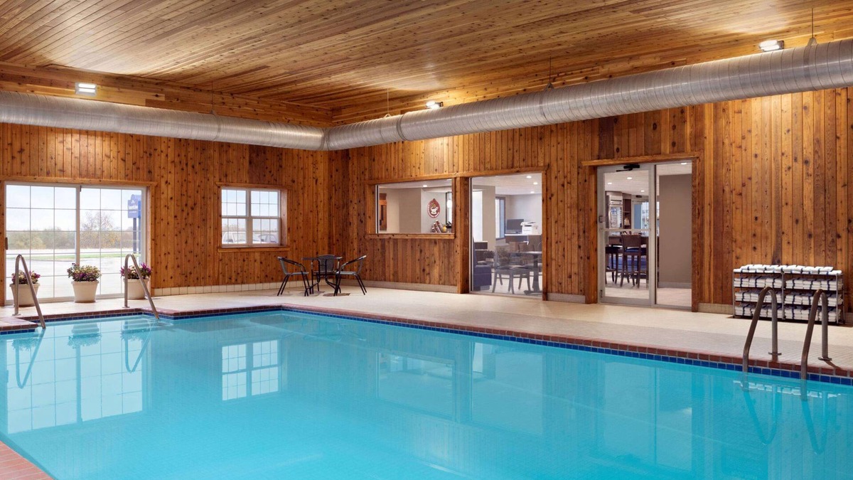 Dodgeville Hotel | AmericInn by Wyndham Dodgeville