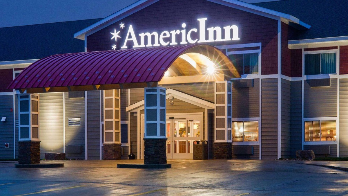 Sibley Hotel | AmericInn by Wyndham Sibley