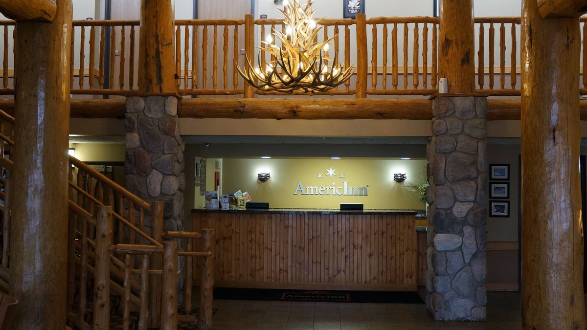 Two Harbors Hotel | AmericInn by Wyndham Two Harbors Near Lake Superior