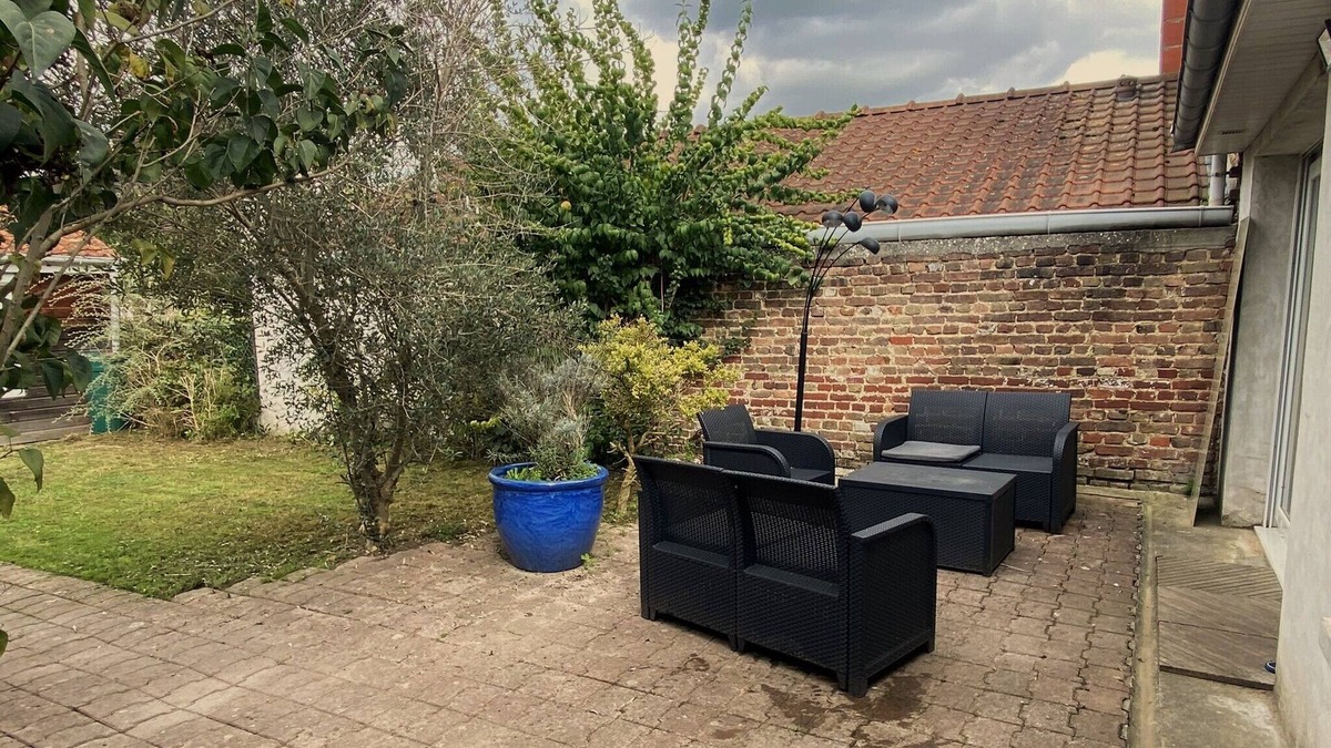 Cagny House | Amiens Maison 8p au Calme Beau Jardin