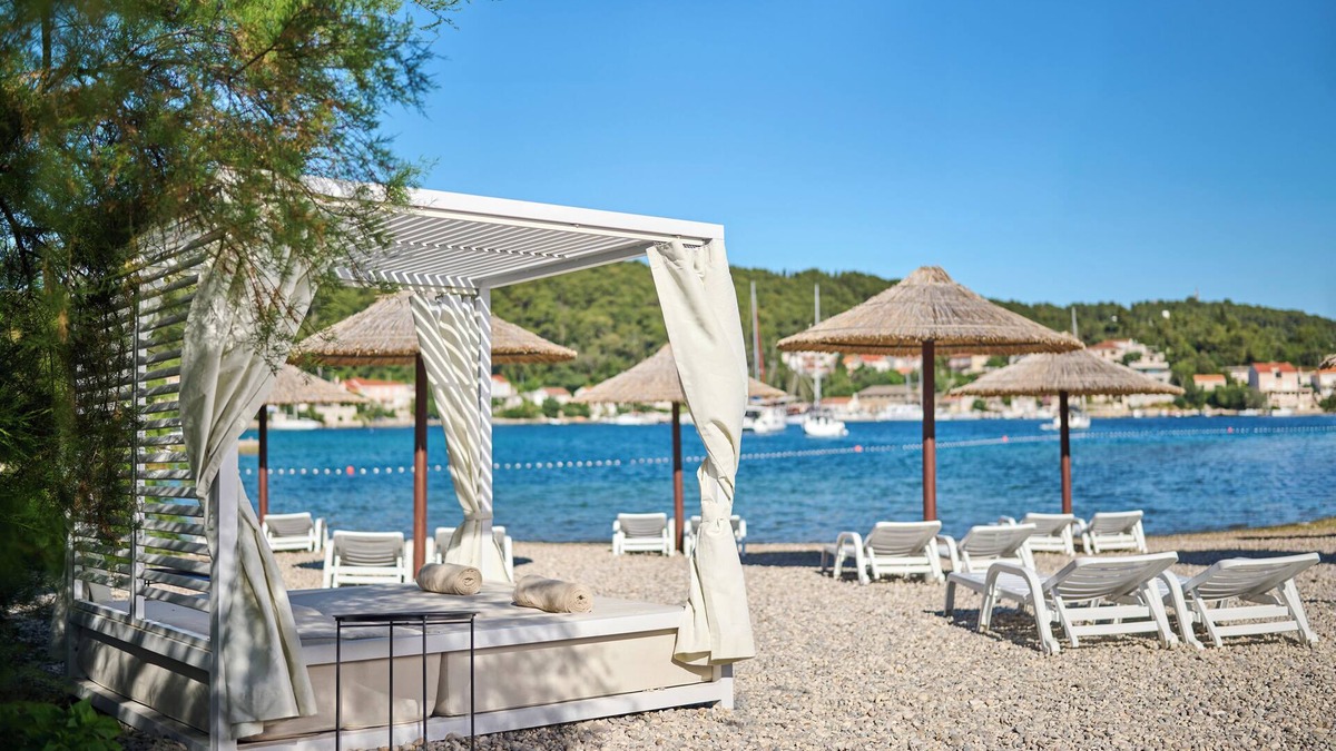 Cove Tri Zala (Zrnovo) Hotel | Aminess Vival Port9 Resort