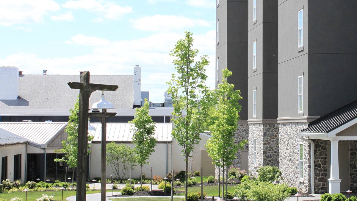 Ronks Hotel | AmishView Inn and Suites