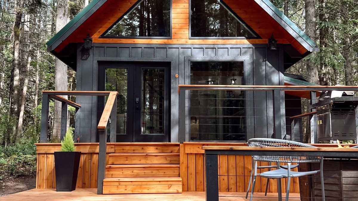 Ashford Cabin | Among the Trees in Ashford, WA - Minutes to Paradise Mt. Rainier entrance