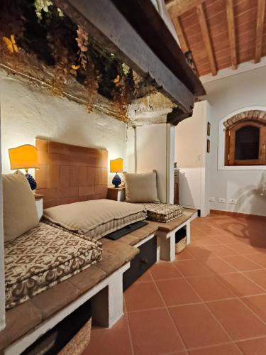 Certaldo Alto Apartment | Amorosa Dimora