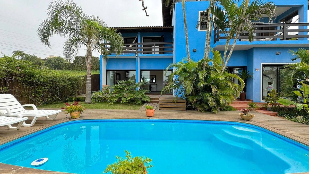Vila Nova House | Ampla Casa com piscina a 100m da Praia da Vila Nova - IMB001