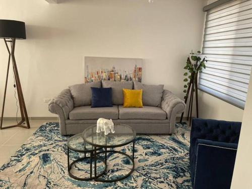 San Luis Potosi Apartment | Amplia casa cerca de zona industrial