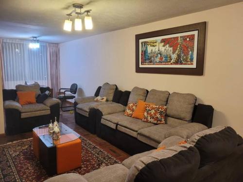 Jose Luis Bustamante y Rivero Apartment | Amplio y lindo departamento.