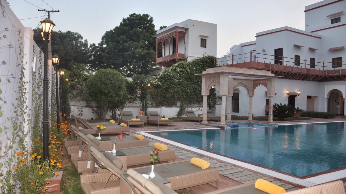Peharsar Hotel | Amritara Chandra Mahal Haveli