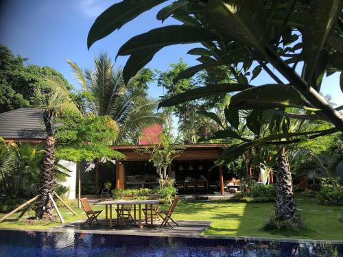 Waingapu Hotel | Amuya Home Stay