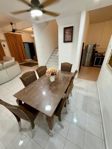 Bukit Rambai Apartment | Amy's Homestay