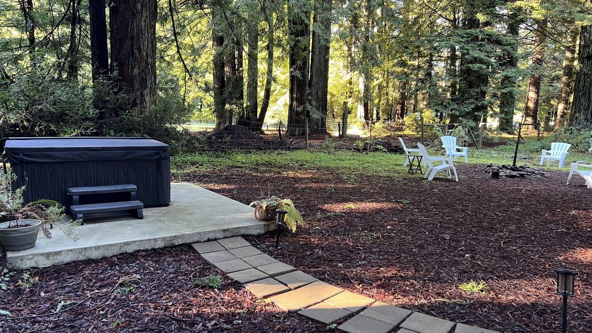 Crescent City Cottage | Amy's Redwood Cottage