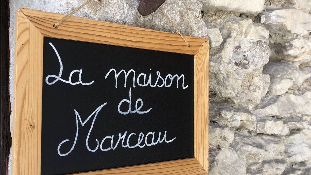 Meaudre Apartment | An authentic and charming experience in this atypical accommodation.