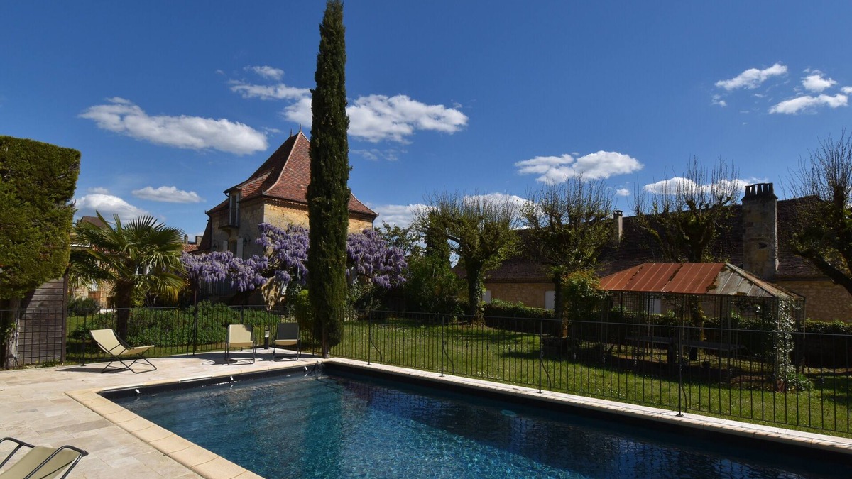 Domme House | An amazing property belonging to the family of Stanley Kubrick IN Domme