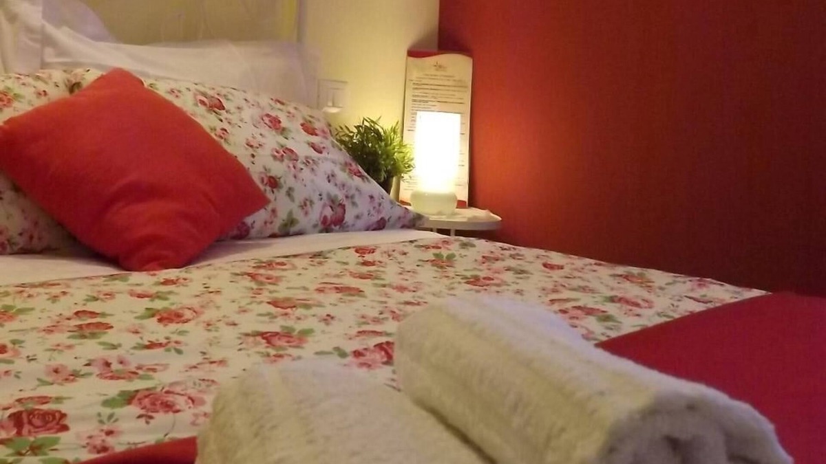 Tresana Bed & Breakfast | An atmisfera suspended in time - Camera Brezza