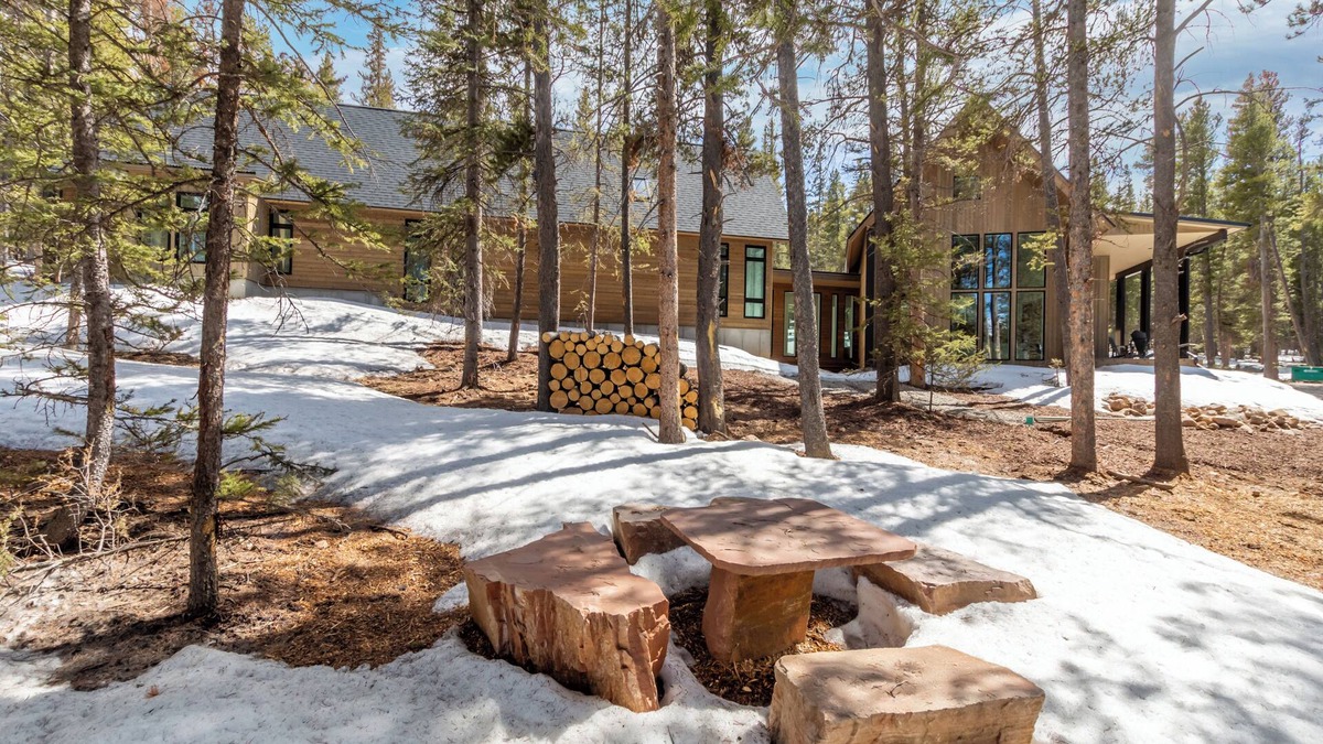 Michigan Hill House | An Exceptional Home for a Colorado Vacation. Luxury, Seclusion, Trees, Mountains
