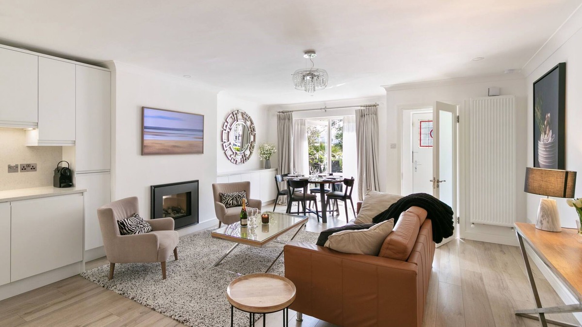 Malahide Apartment | An exceptional property, perfectly located.